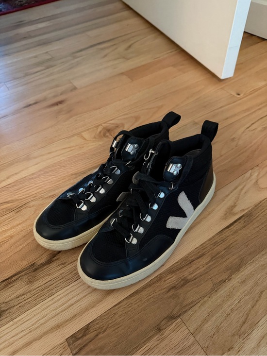 Veja Shoes - Veja Black High-Top Sneakers with Cream Accent